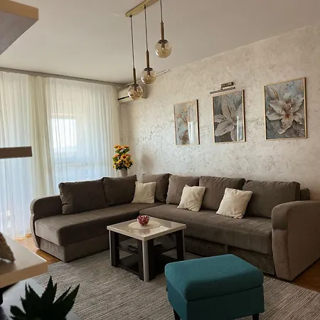 Manhattan Belvil * בלגרד